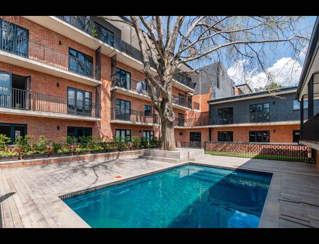 2 BEDROOM APARTMENT FOR SALE IN HYDE PARK